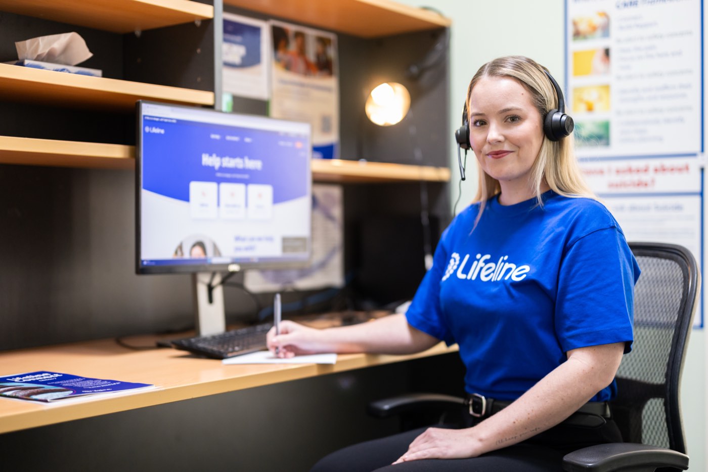 A Lifeline Mid Coast Crisis Supporter at the crisis line